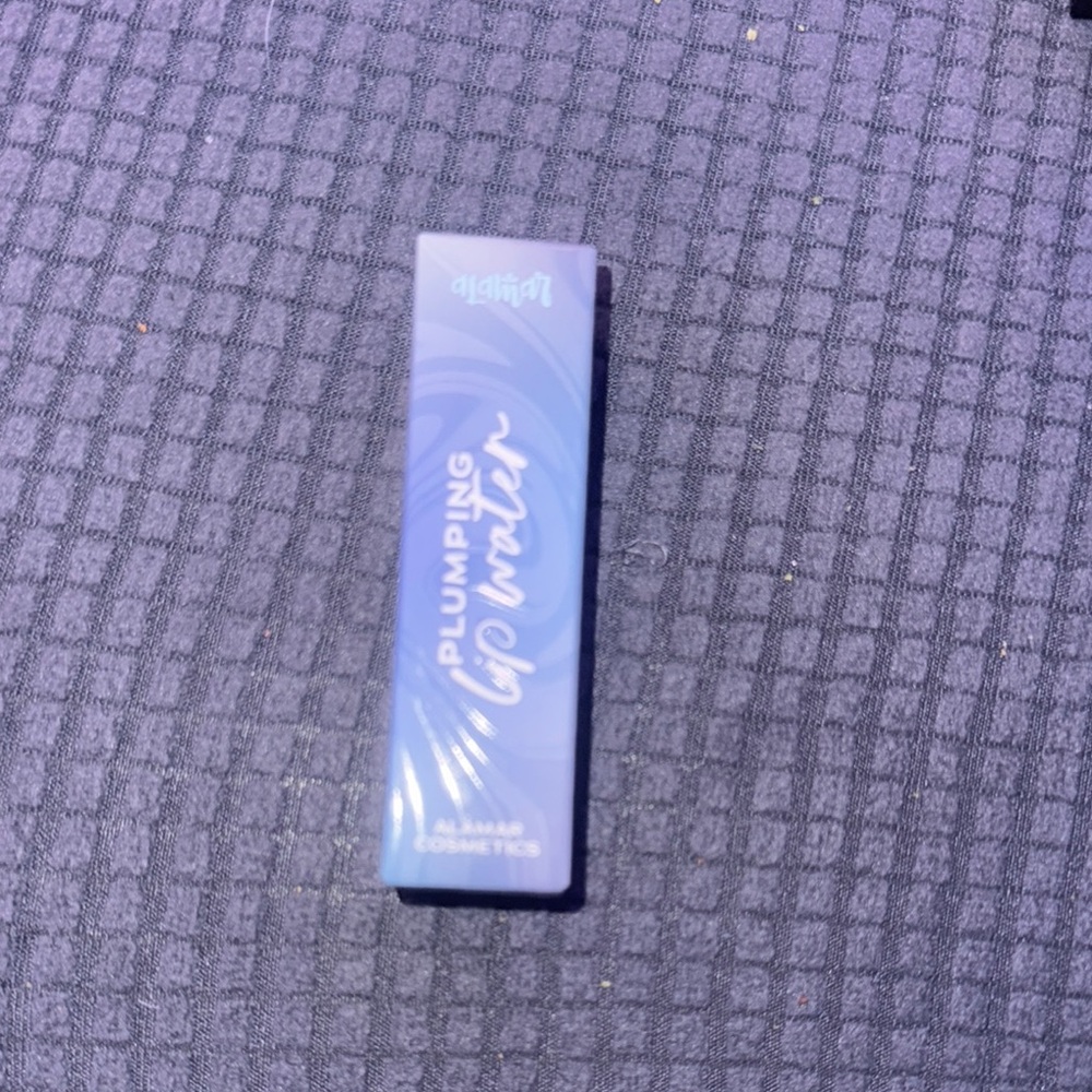 Plumping Lip Water